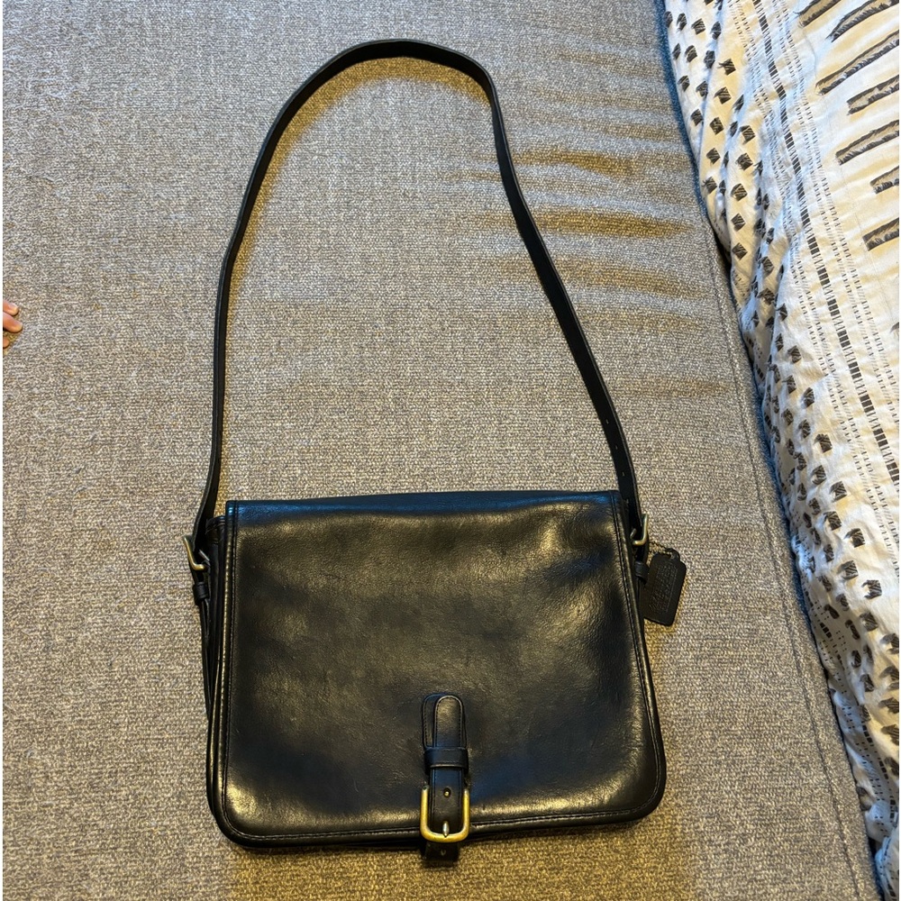 Vintage Coach Buckled Pouch Purse